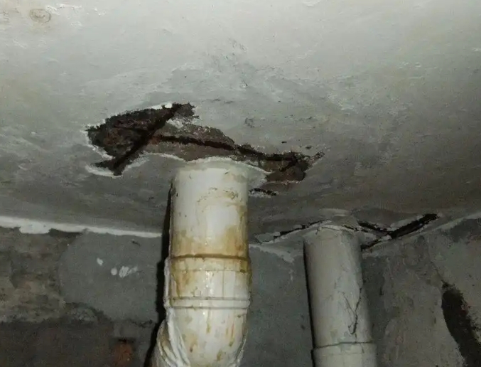双湖卫生间漏水维修公司浅析双湖卫生间渗水维修的方法